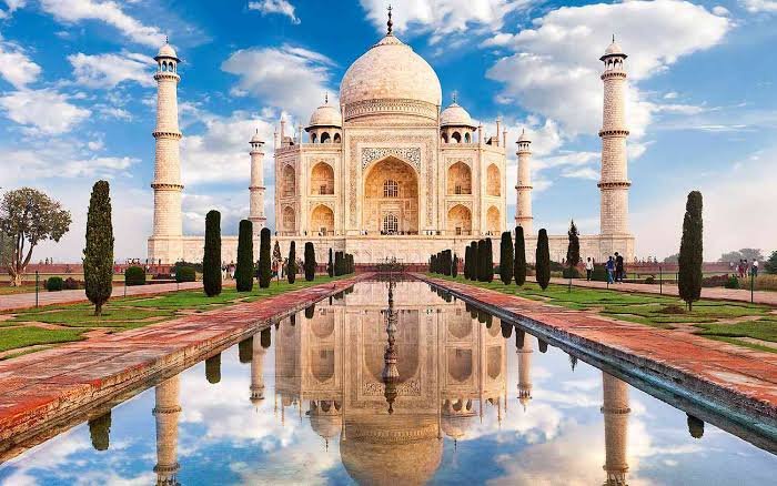 Taj Mahal Agra tourist place